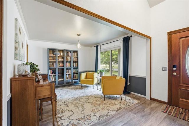 12823 W 82nd Street, Lenexa, KS 66215