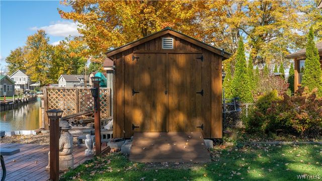 2449 Lakeside Drive, Busti, NY 14710