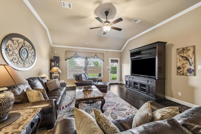 21603 Albertine Drive, Tomball, TX 77377