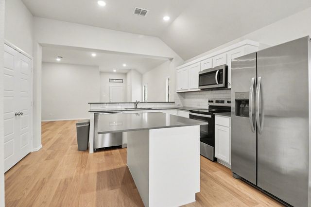 315 Lost Creek Trail, Greenville, TX 75402