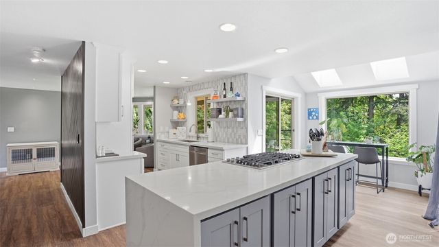 27520 46th Avenue S, Auburn, WA 98001