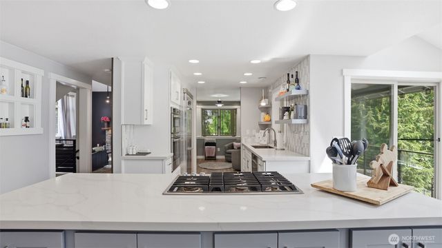 27520 46th Avenue S, Auburn, WA 98001