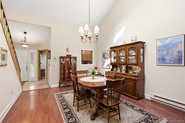 128 Scarlett Drive, Commack, NY 11725