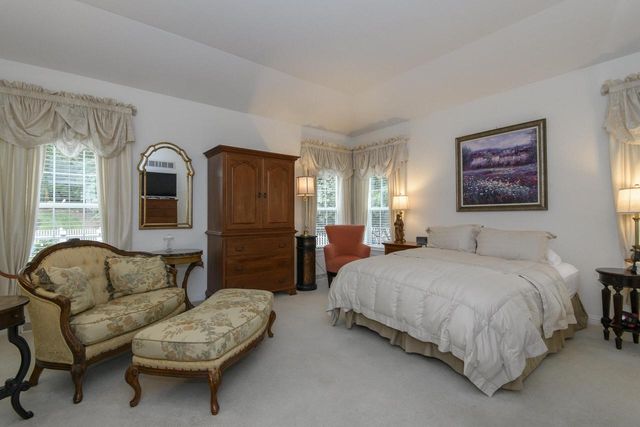 W291N4273 Prairie Wind CIRCLE N, Pewaukee, WI 53072