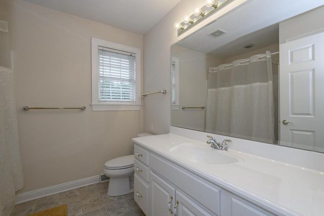W291N4273 Prairie Wind CIRCLE N, Pewaukee, WI 53072
