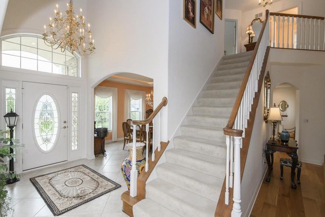 W291N4273 Prairie Wind CIRCLE N, Pewaukee, WI 53072