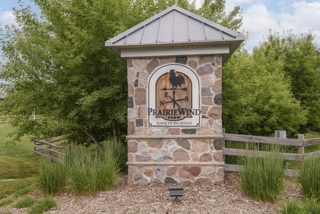 W291N4273 Prairie Wind CIRCLE N, Pewaukee, WI 53072