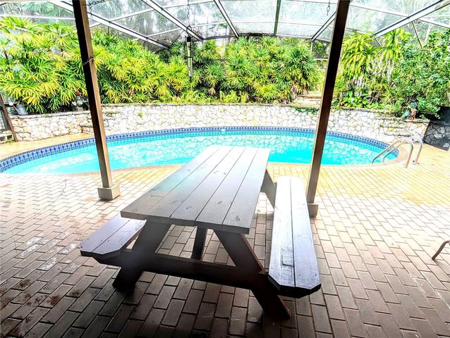 169 Palmetto Dr, Miami Springs, FL 33166