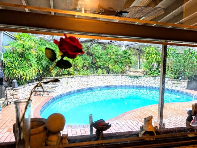 169 Palmetto Dr, Miami Springs, FL 33166