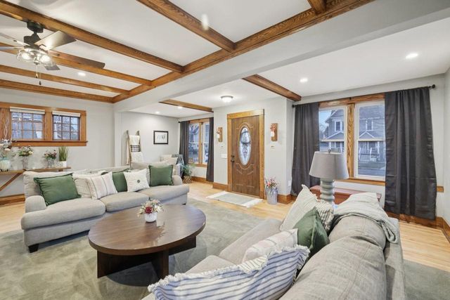 308 S 4th W Street, Fort Atkinson, WI 53538