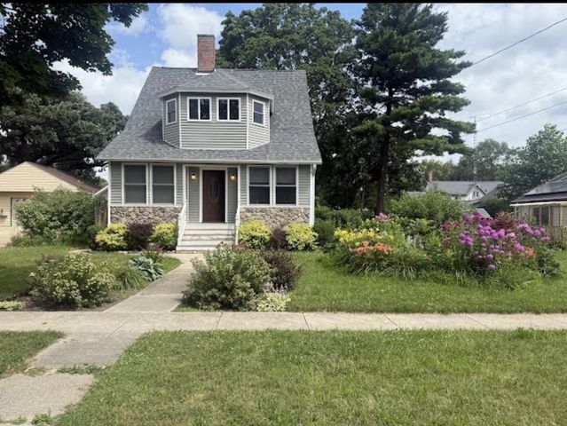 308 S 4th W Street, Fort Atkinson, WI 53538