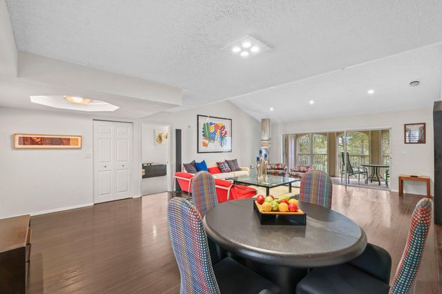 7370 Orangewood Lane 302, Boca Raton, FL 33433