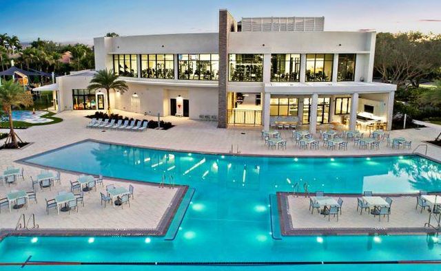 7370 Orangewood Lane 302, Boca Raton, FL 33433