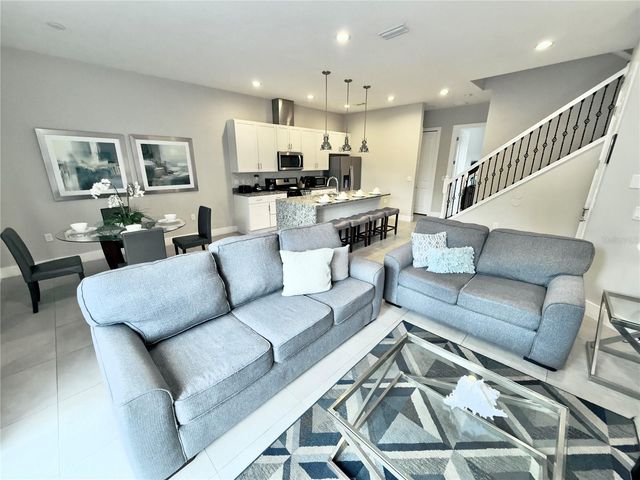 7498 SUNVILLE AVENUE, Kissimmee, FL 34747