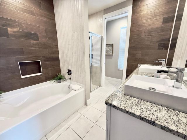 7498 SUNVILLE AVENUE, Kissimmee, FL 34747