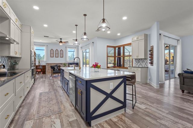 8018 SNOWY EGRET PLACE, Bradenton, FL 34202