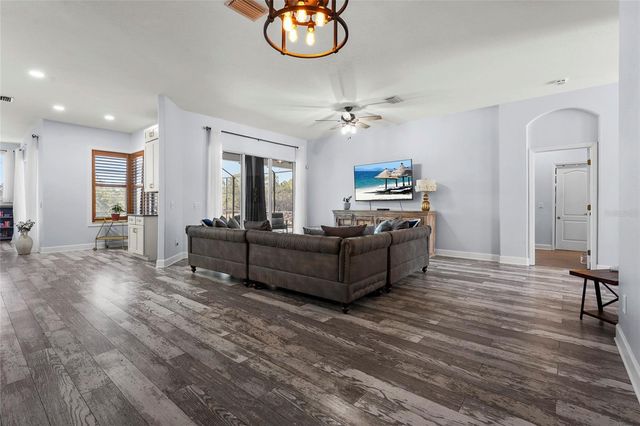 8018 SNOWY EGRET PLACE, Bradenton, FL 34202