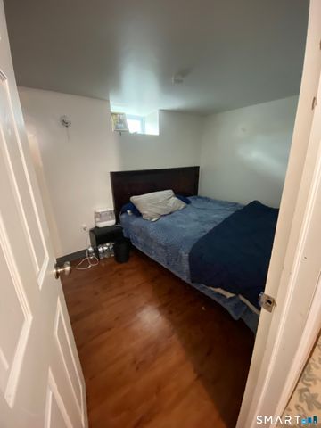 68 Wyoming Avenue, Waterbury, CT 06706