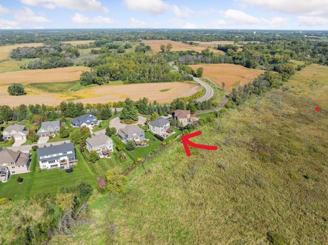 22 Leaf Wing Drive, North Oaks, MN 55127