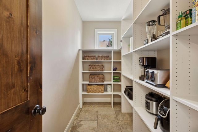 22 Leaf Wing Drive, North Oaks, MN 55127