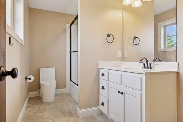 22 Leaf Wing Drive, North Oaks, MN 55127