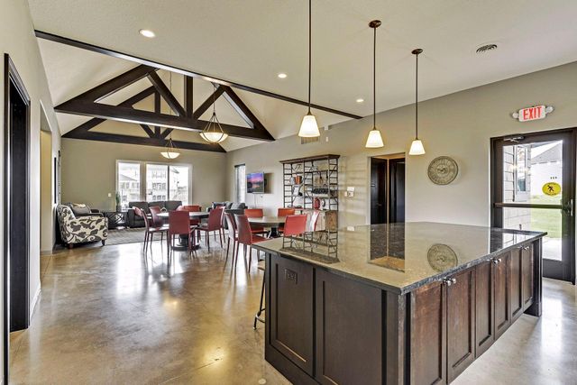 22 Leaf Wing Drive, North Oaks, MN 55127