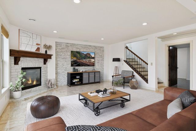 22 Leaf Wing Drive, North Oaks, MN 55127