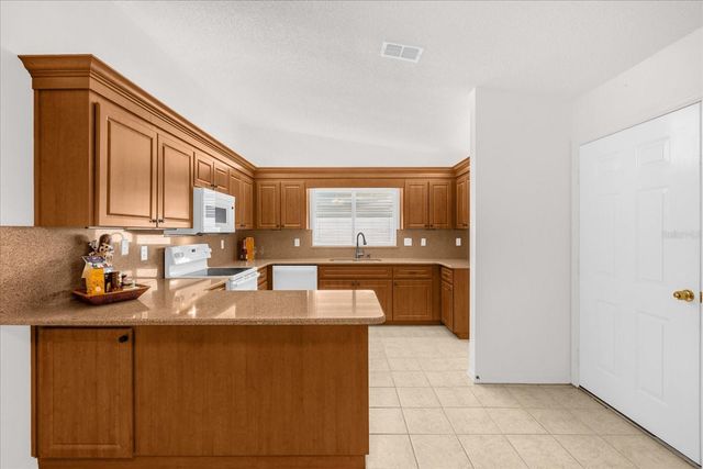 17576 SE 96TH COURT, Summerfield, FL 34491