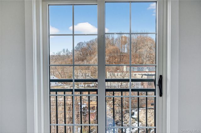 10 Market H, Wappingers Falls, NY 12590