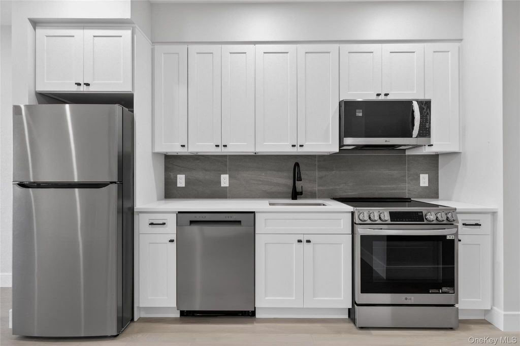 10 Market H, Wappingers Falls, NY 12590