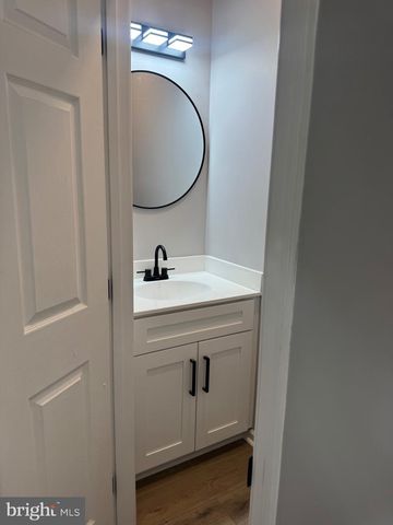 10342 FRIENDSHIP RD, Berlin, MD 21811