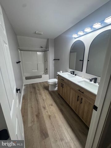 10342 FRIENDSHIP RD, Berlin, MD 21811