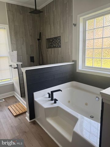 10342 FRIENDSHIP RD, Berlin, MD 21811