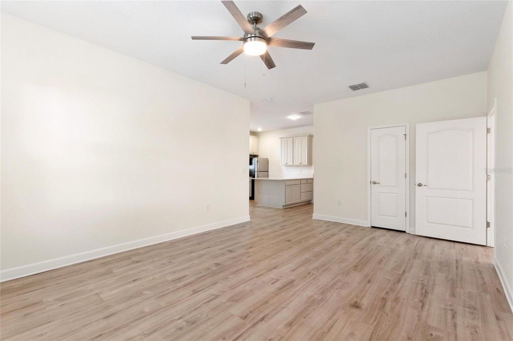 Image 20 of property listing at 1359 PALMETTO DUNES STREET, Davenport, FL 33896