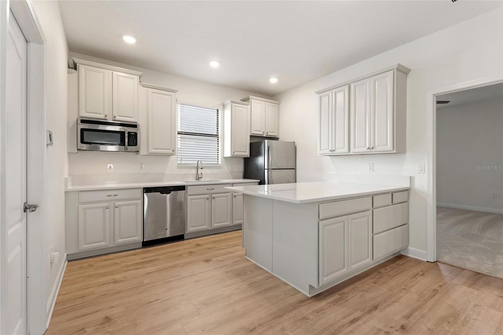 Image 21 of property listing at 1359 PALMETTO DUNES STREET, Davenport, FL 33896