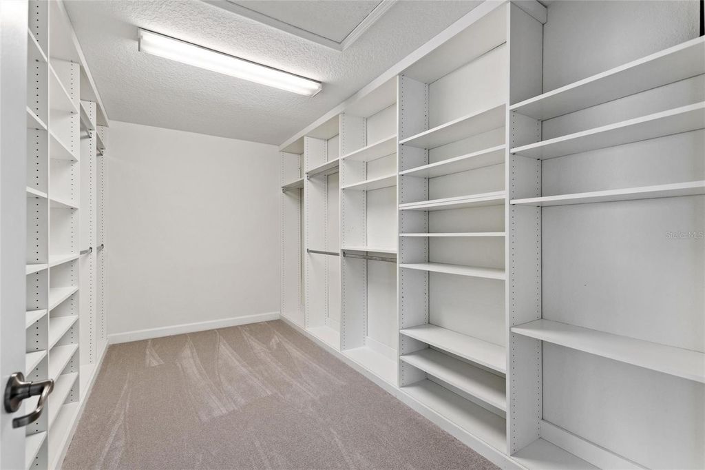 Image 32 of property listing at 1359 PALMETTO DUNES STREET, Davenport, FL 33896