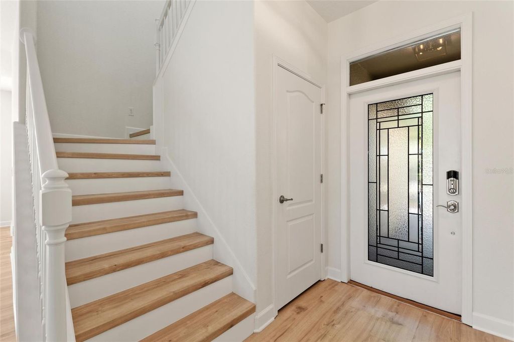 Image 5 of property listing at 1359 PALMETTO DUNES STREET, Davenport, FL 33896