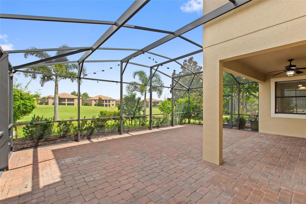 Image 48 of property listing at 1359 PALMETTO DUNES STREET, Davenport, FL 33896