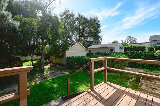 2038 Oakwood Street, Pasadena, CA 91104