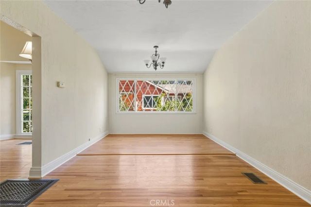 2038 Oakwood Street, Pasadena, CA 91104