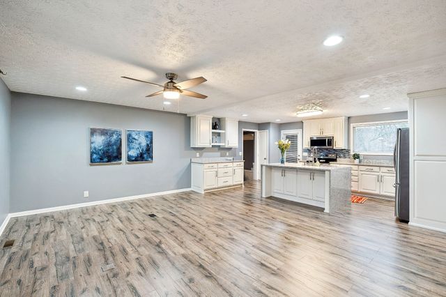 5106 Greer Rd, Goodlettsville, TN 37072