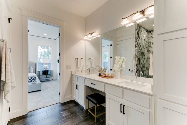 2928 Livingston Avenue, Fort Worth, TX 76110