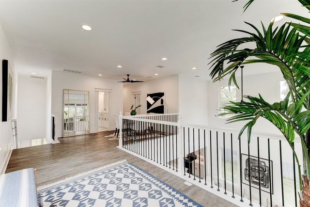 2928 Livingston Avenue, Fort Worth, TX 76110