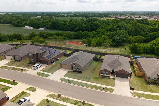 14218 Babbling Brook Drive, Piedmont, OK 73078