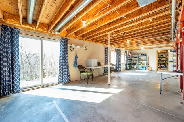 3800 Phoenix Street, Ames, IA 50014