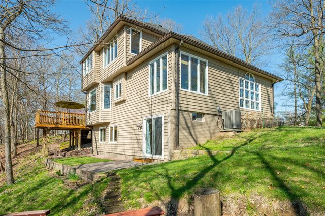 3800 Phoenix Street, Ames, IA 50014