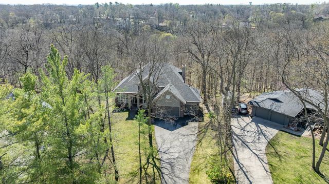 3800 Phoenix Street, Ames, IA 50014
