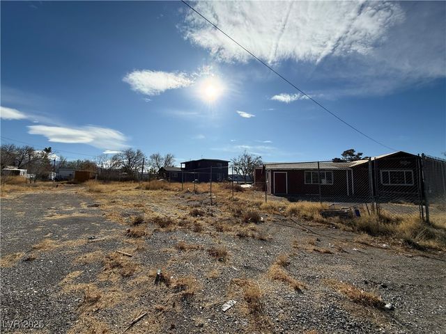 641 West Street, Pahrump, NV 89048