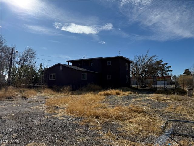 641 West Street, Pahrump, NV 89048