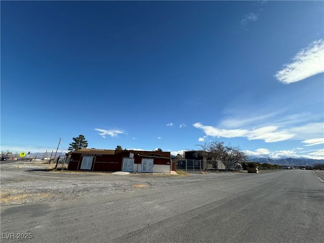 641 West Street, Pahrump, NV 89048
